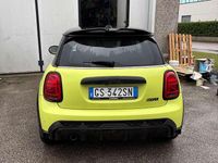 Usata Mini John Cooper Works 136 CV (100 kW) 2024 Verde Utilitaria