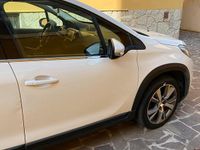 Usata Peugeot 2008 Allure 100 CV (73 kW) 2016 Bianco SUV