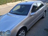 Begagnad Mercedes C180 Classic 129 HK (94 kW) 2001 Silver Sedan