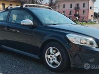 Usata Volvo C30 R-Design 115 CV (84 kW) 2012 Nero Utilitaria