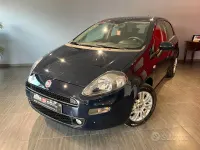 Usata Fiat Punto Lounge 69 CV (50 kW) 2015 Bluazzurro Utilitaria