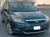 Usata Ford Focus 90 CV (66 kW) 2008 Grigio Station wagon