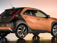 Nuova Toyota Aygo X Sport 116 CV (85 kW) 2025 Argento SUV