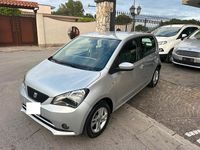 Usado Seat Mii Chic 68 CV (50 kW) 2016 Plateado Utilitario