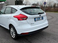 Usata Ford Focus Titanium S 120 CV (88 kW) 2016 Bianco Berlina