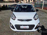 Usata Kia Picanto Style 69 CV (50 kW) 2012 Bianco Utilitaria