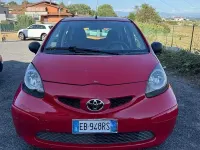 Usata Toyota Aygo 68 CV (50 kW) 2011 Rosso Utilitaria