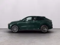 Usata Porsche Cayenne 462 CV (339 kW) 2022 Verde colore su campione SUV