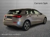 Usata Mercedes A180 Advanced 116 CV (85 kW) 2023 Grigio montagna Berlina