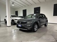 Usata VW T-Roc Advance 150 CV (110 kW) 2019 Grigio SUV
