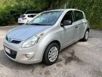 Usata Hyundai i20 78 CV (57 kW) 2011 Grigio Utilitaria