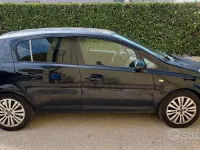 Usata Opel Corsa 75 CV (55 kW) 2011 Nero Utilitaria