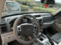 Usata Jeep Cherokee 177 CV (130 kW) 2009 Nero SUV