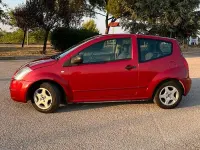Usata Citroën C2 Exclusive 60 CV (44 kW) 2003 Rosso Utilitaria