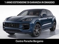 Nuova Porsche Cayenne 469 CV (344 kW) 2025 Blu algarve metallizzato SUV