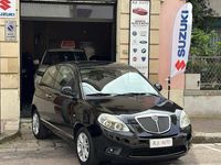 Usata Lancia Ypsilon 74 CV (54 kW) 2011 Nero Utilitaria