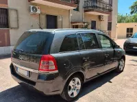 Usata Opel Zafira Enjoy 110 CV (80 kW) 2010 Nero Monovolume