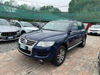 Usata VW Touareg 240 CV (176 kW) 2008 Blu SUV