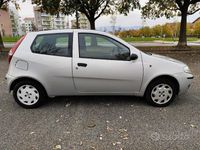 Usata Fiat Punto 60 CV (44 kW) 2010 Grigio Utilitaria