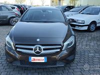 Usata Mercedes A180 109 CV (80 kW) 2014 Marrone Berlina