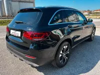 Usata Mercedes GLC220 Executive 194 CV (142 kW) 2021 Nero pastello SUV