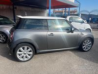 Usata Mini Cooper 175 CV (128 kW) 2009 Grigio Utilitaria