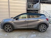 Usata Renault Captur 100 CV (73 kW) 2023 Grigio SUV