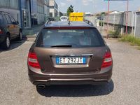 Usata Mercedes C220 170 CV (125 kW) 2014 Marrone Station wagon