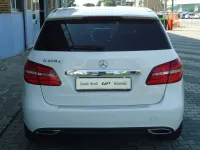 Usata Mercedes B200 136 CV (100 kW) 2017 Calcite Utilitaria