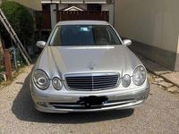 Usata Mercedes E270 Avantgarde 177 CV (130 kW) 2002 Argento Berlina