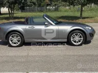 Usata Mazda MX5 126 CV (92 kW) 2011 Grigio Cabrio