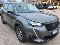 Usata Peugeot 2008 Allure 101 CV (74 kW) 2020 Grigio SUV