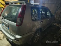 Usata Nissan X-Trail 136 CV (100 kW) 2003 Grigio SUV