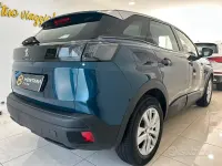 Usata Peugeot 3008 Active 131 CV (96 kW) 2022 Blue celebes SUV
