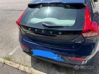Usata Volvo V40 Ocean Race 150 CV (110 kW) 2016 Blu Berlina