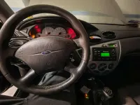 Usata Ford Focus Zetec 101 CV (74 kW) 2000 Blu/azzurro Berlina