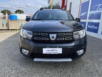 Usata Dacia Sandero Stepway 90 CV (66 kW) 2019 Grigio Berlina