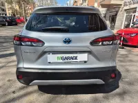 Usata Toyota Corolla Cross Lounge 152 CV (111 kW) 2023 Argento SUV