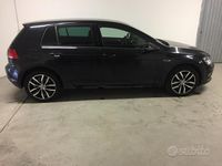 Begagnad VW Golf VII 110 HK (80 kW) 2015 Svart Halvkombi