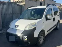 Usata Peugeot Bipper 75 CV (55 kW) 2012 Bianco Monovolume