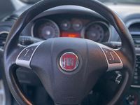 Usata Fiat Punto 85 CV (62 kW) 2012 Bianco Utilitaria