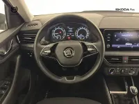 Usado Skoda Kamiq Ambition 95 CV (69 kW) 2023 Gris SUV