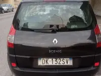 Usata Renault Scénic II Dynamique 101 CV (74 kW) 2006 Monovolume