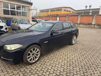 Usata BMW 520 Luxury Line 190 CV (139 kW) 2015 Grigio Station wagon