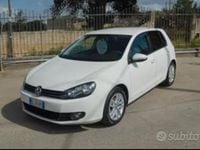 Usata VW Golf VII 102 CV (75 kW) 2012 Bianco Berlina