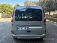 Usata Renault Kangoo 90 CV (66 kW) 2011 Grigio Monovolume