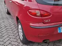 Usata Alfa Romeo 147 105 CV (77 kW) 2002 Rosso Utilitaria