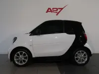 Usata Smart ForTwo Electric Drive Passion 60 kW (82 CV) 2021 Bianco Utilitaria