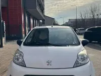Usata Peugeot 107 68 CV (50 kW) 2013 Bianco Utilitaria