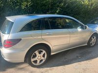 Usata Mercedes R320 224 CV (164 kW) 2008 Grigio Station wagon